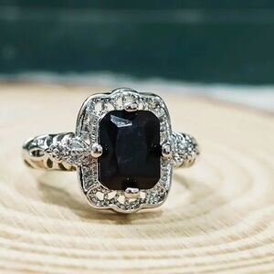 Luxurious Alloy Elegant Square Cubic Zirconia Halo Ring for Women